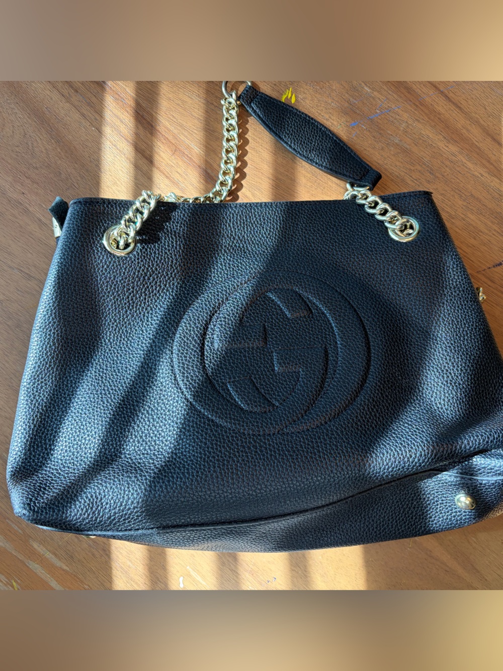 Designer Inspired Embossed Logo shoulder bag with chain strap - Picture 3 of 11